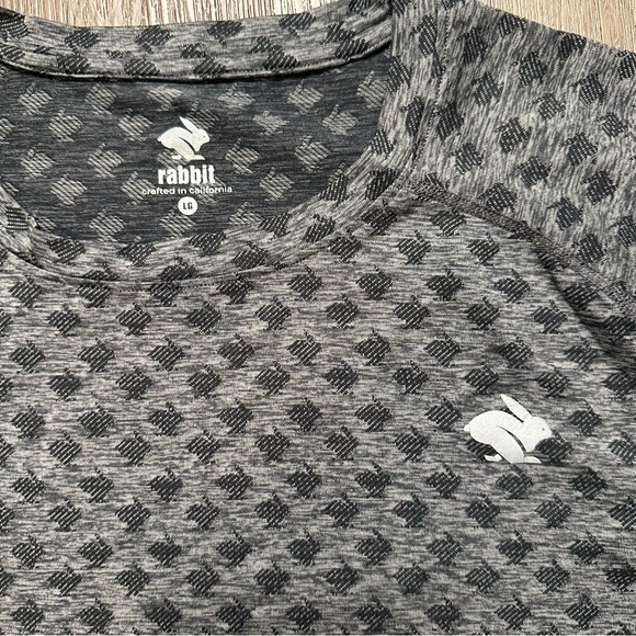 Rabbit Running Tee - Picture 2 of 3